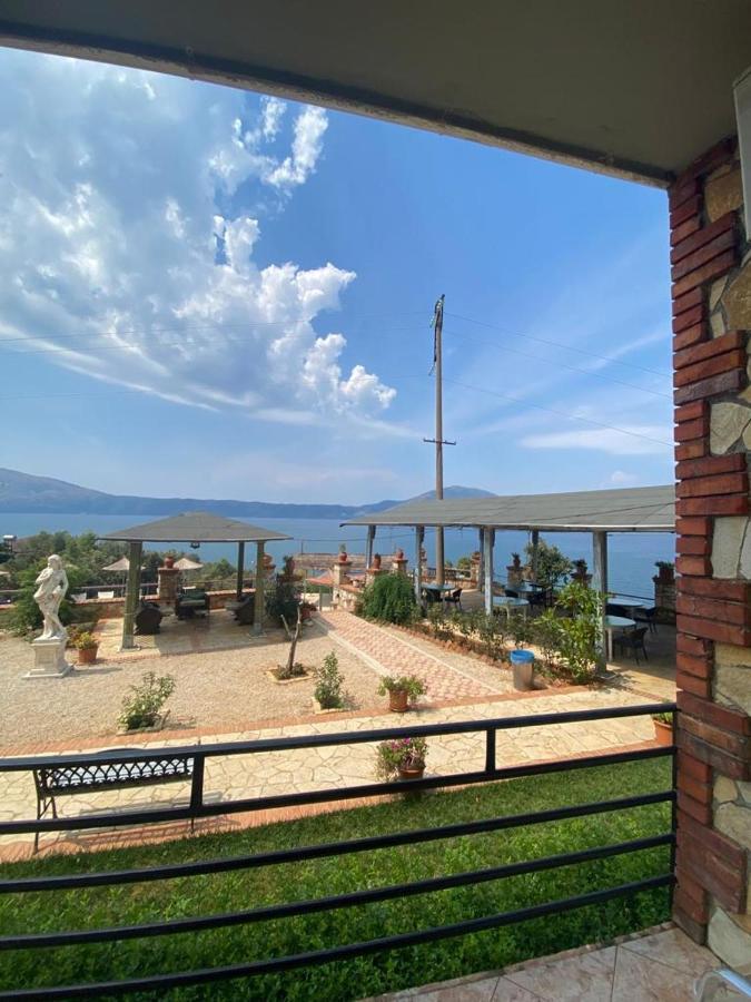 Hotel "San Saena " Radhimë Esterno foto