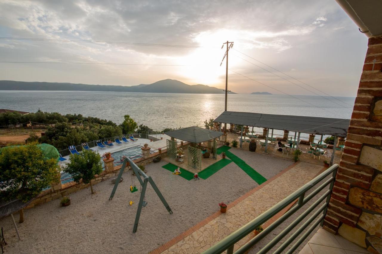 Hotel "San Saena " Radhimë Esterno foto