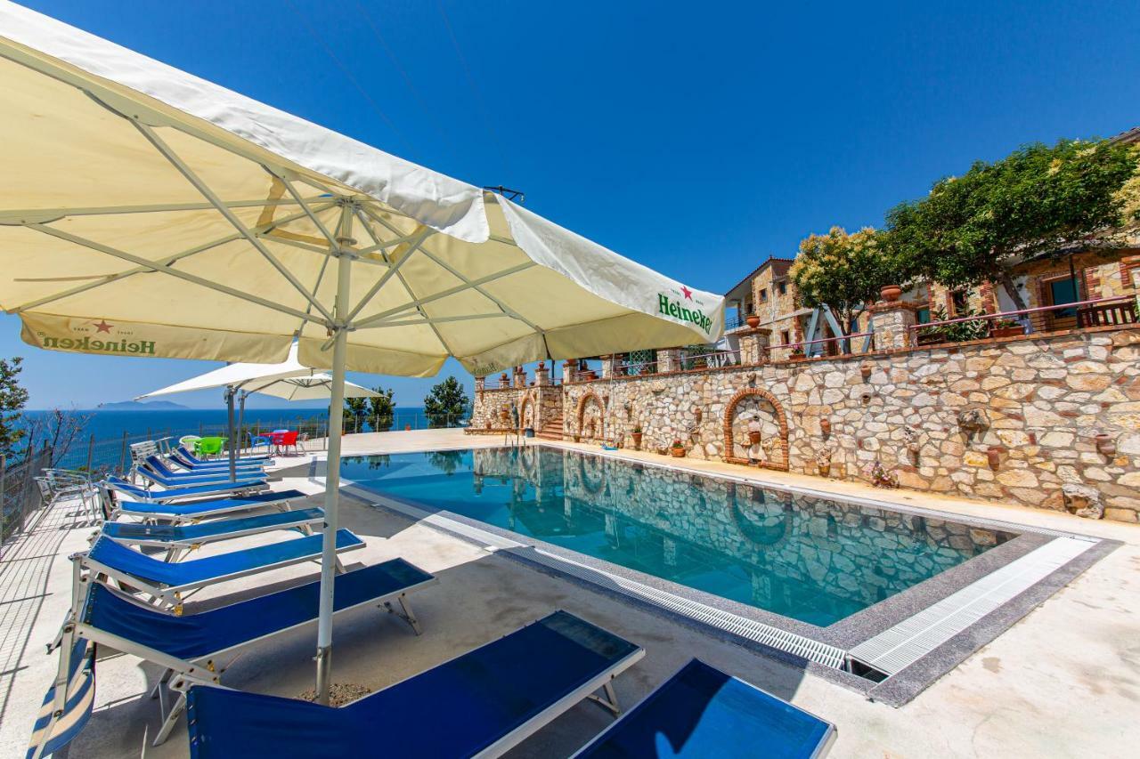 Hotel "San Saena " Radhimë Esterno foto